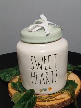 Rae Dunn Sweet Hearts Ceramic Canister - Mint Lid NWOT
